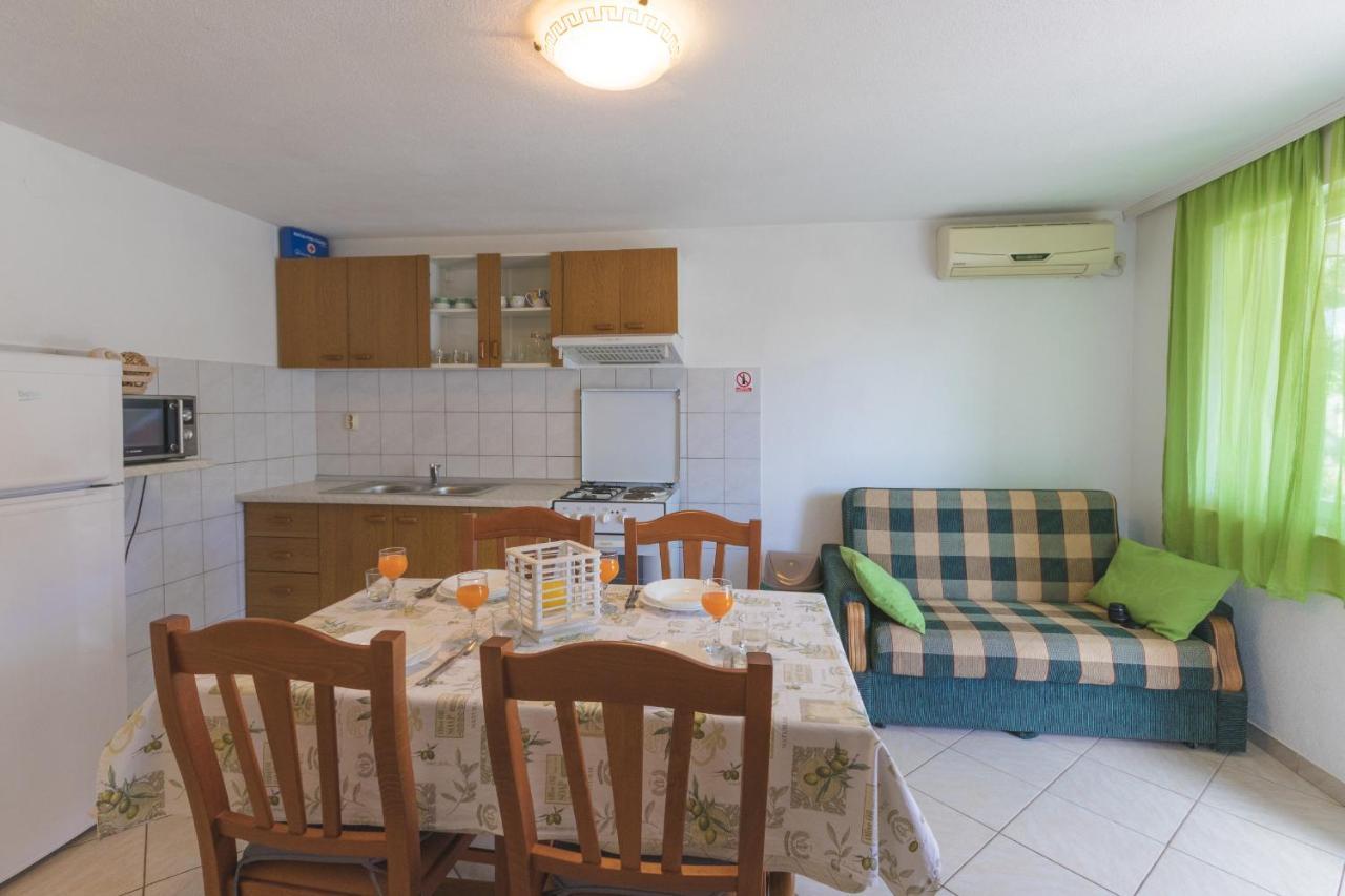 Apartment Gloria Marina Buitenkant foto